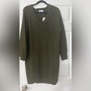 Old Navy Women's Olive Green Long Sleeve sweater dress